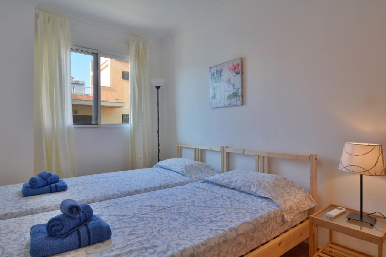 Hébergement de vacances Townhouse 200mts From Seabeach